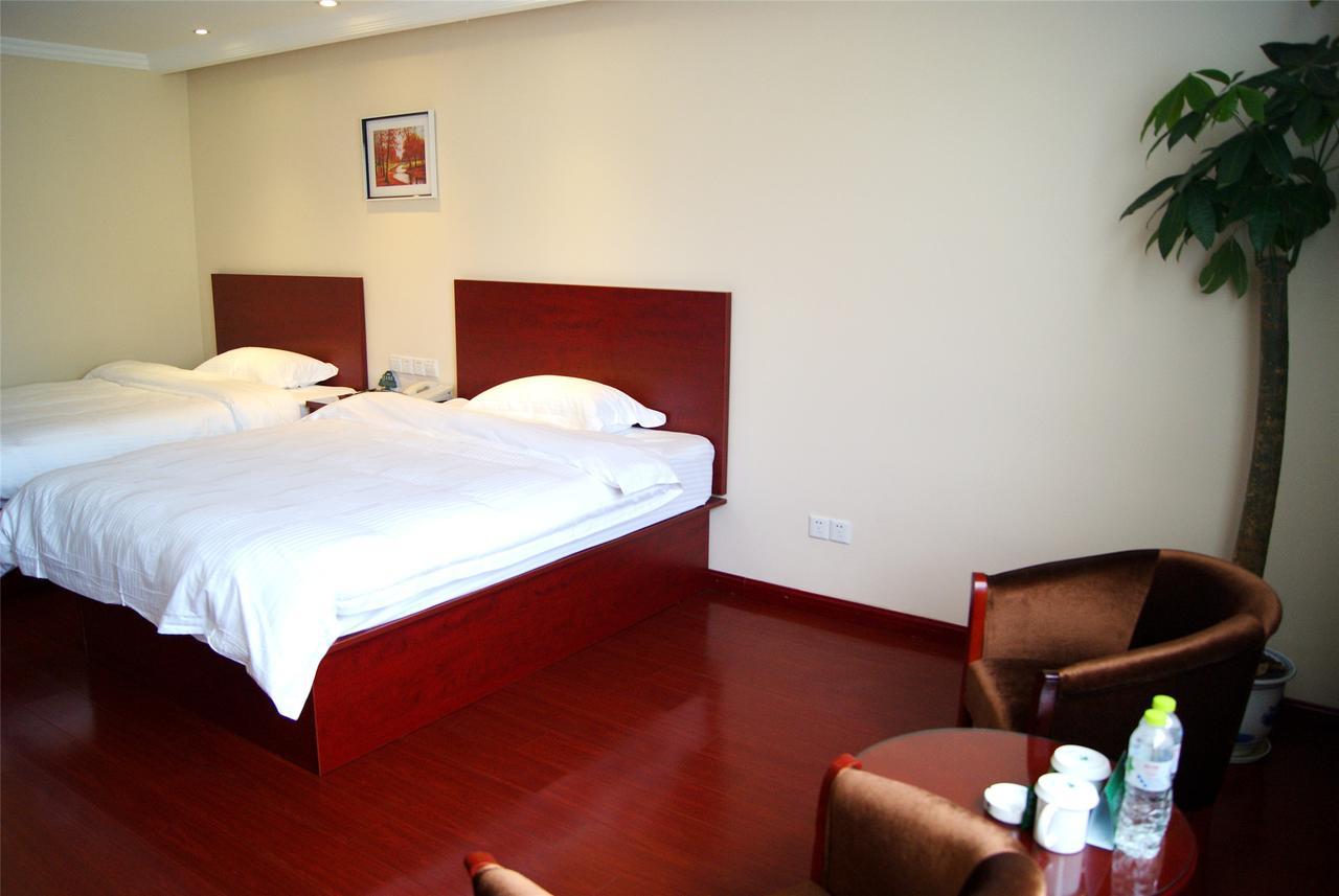 Greentree Inn Jiangsu Suzhou Kunshan High Speed Rail Station Hengshan Road Express Hotel Dış mekan fotoğraf