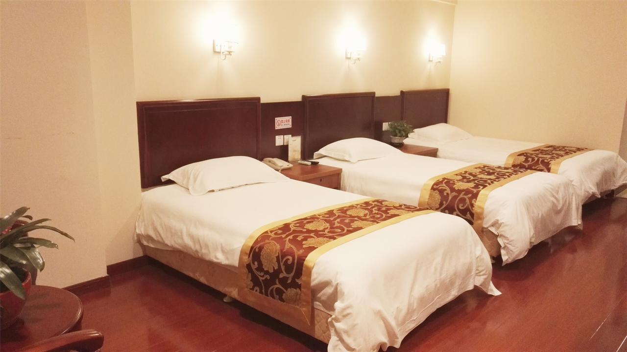 Greentree Inn Jiangsu Suzhou Kunshan High Speed Rail Station Hengshan Road Express Hotel Dış mekan fotoğraf